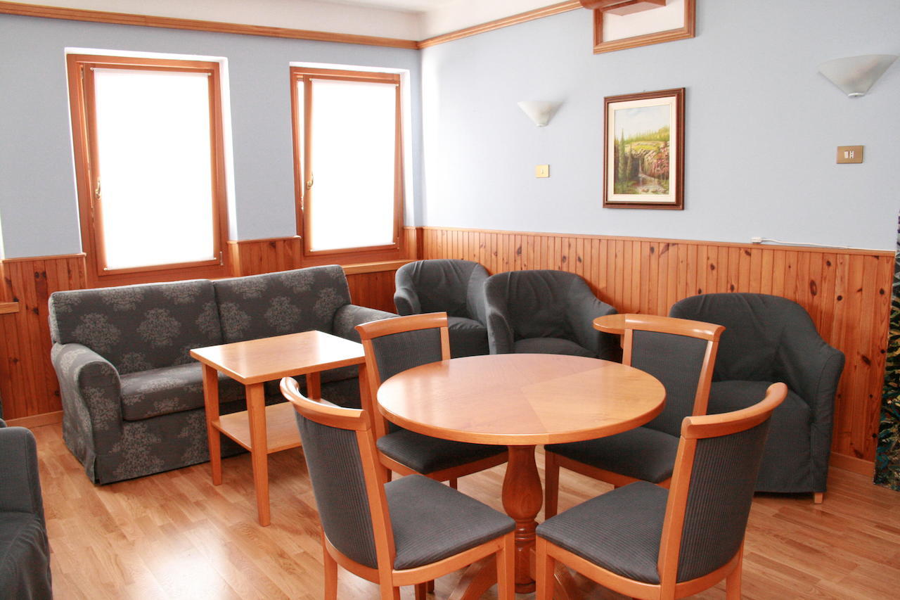 Albergo Cristofoli Treppo Carnico Buitenkant foto